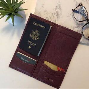 Cuyana Classic Passport Case
